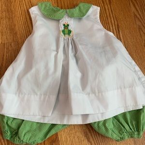 NWOT Smocked Frog Prince Outfit Size 2